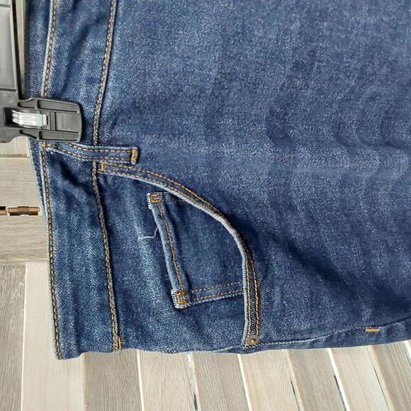 Women's High-Rise Relaxed Jeans - Ava & Viv | 24W - Picture 5 of 11